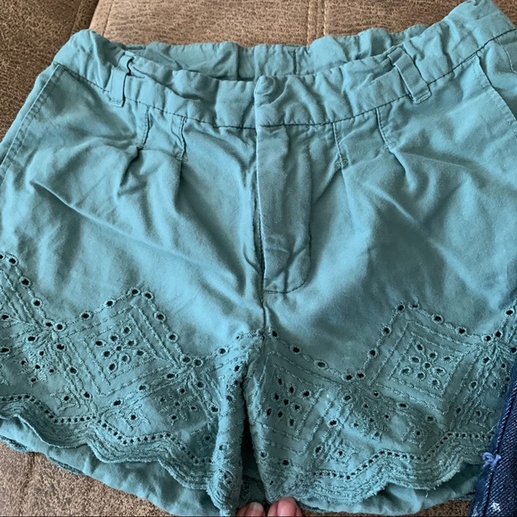 Little Girls Gap Shorts/Levi’s Bermuda Shorts - Picture 8 of 8
